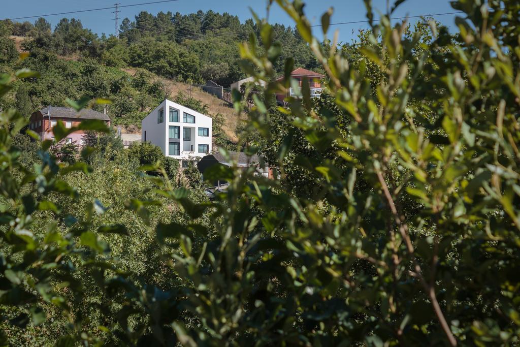 Hostal Tres Campanas Villafranca Del Bierzo Zewnętrze zdjęcie